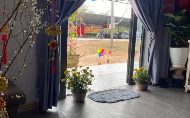 Ruby House, 3 Bedroom Apartment, Beachside