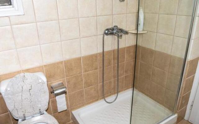 Flat 2 Bedrooms 1 Bathroom - Rhodes