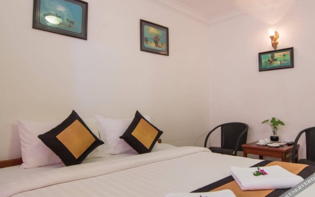 Siem Reap Bat Hotel