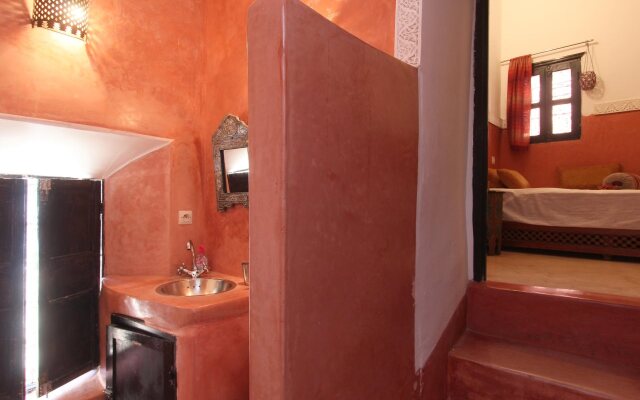 Riad Essaada