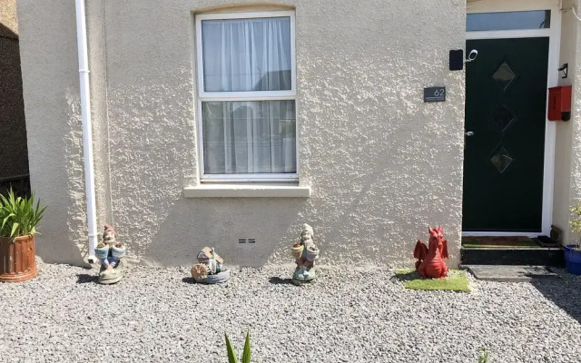 62 Danlan Road, Burry Port