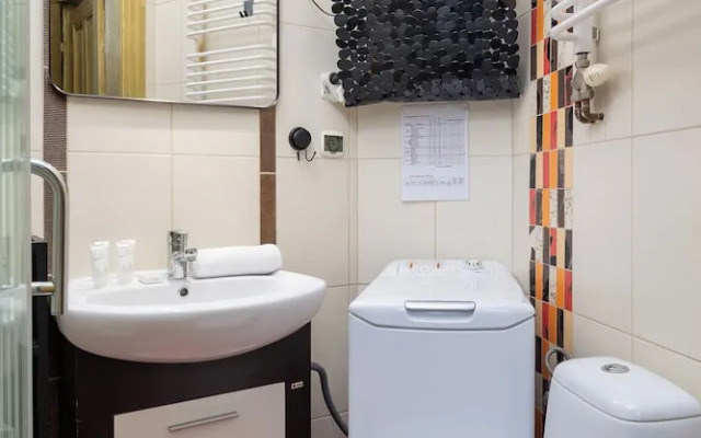 Apartment Near Old Town by Renters