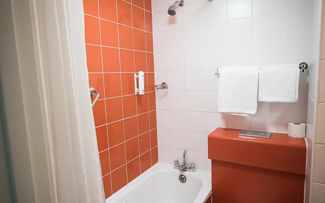 Travelodge Belfast Central