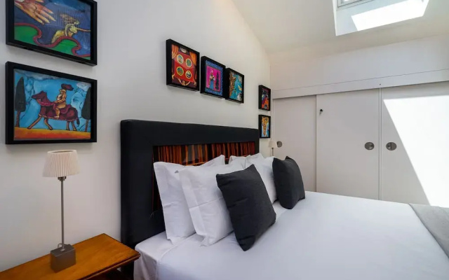 Intendente Modern Stays