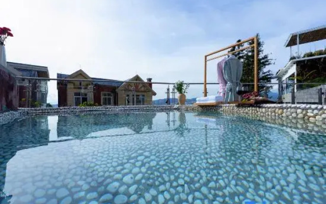 Tengchong Dongli Hot Spring Courtyard