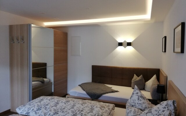 Apart Bradl
