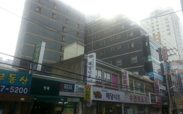 Castle Motel Busan