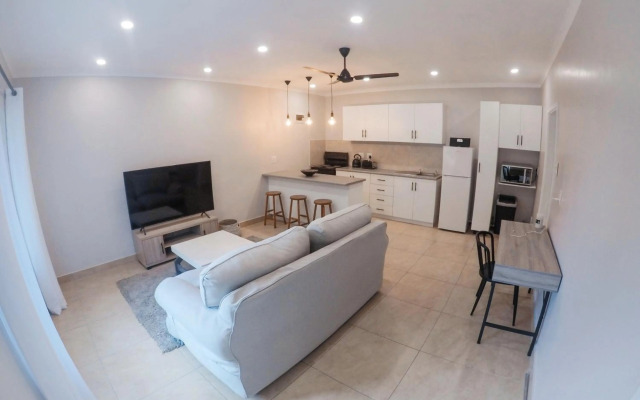 Strelitzia Apartments