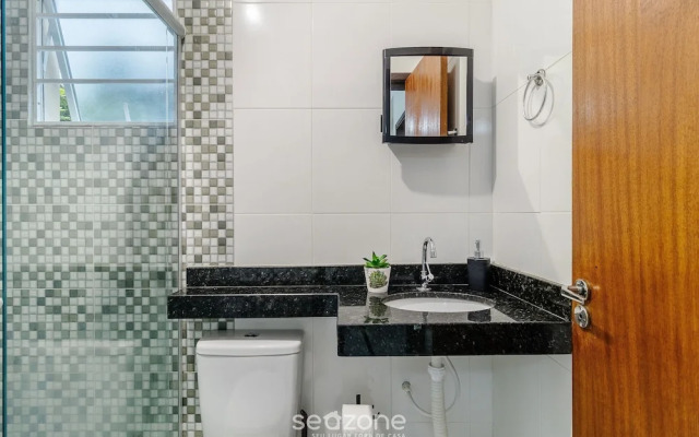 Apt Just Minutes From Lagoa da Conceicao - Sis0005