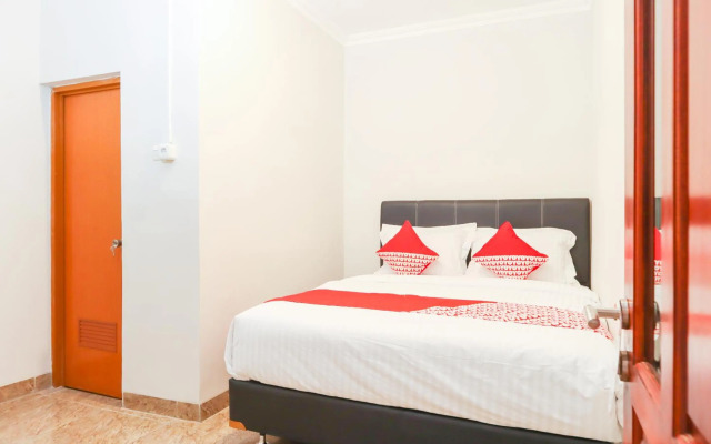 Hotel O Axl Residence