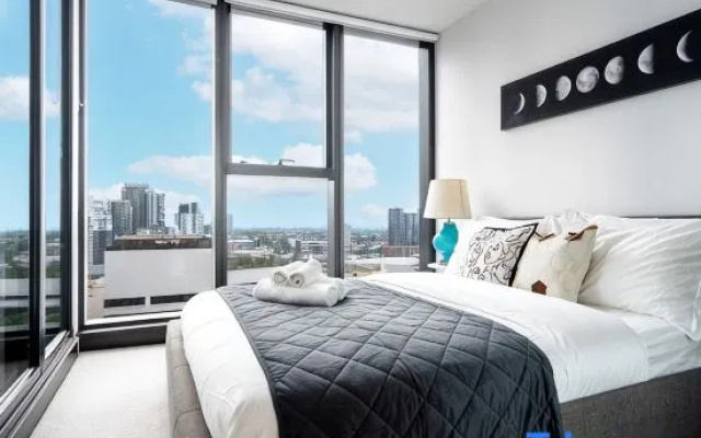 1B1B Condo with Bay &River Views