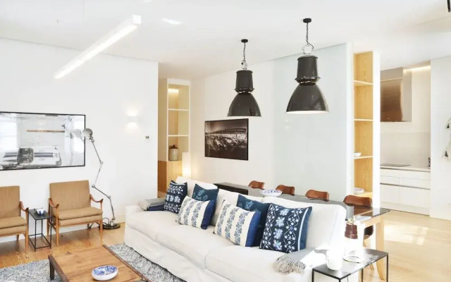 Urban Chic Apartment