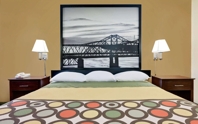 Super 8 by Wyndham Laurel