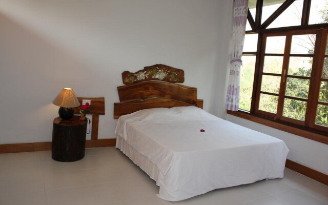 Muang Kham House