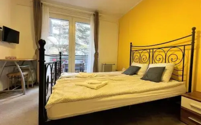 Évi Apartman