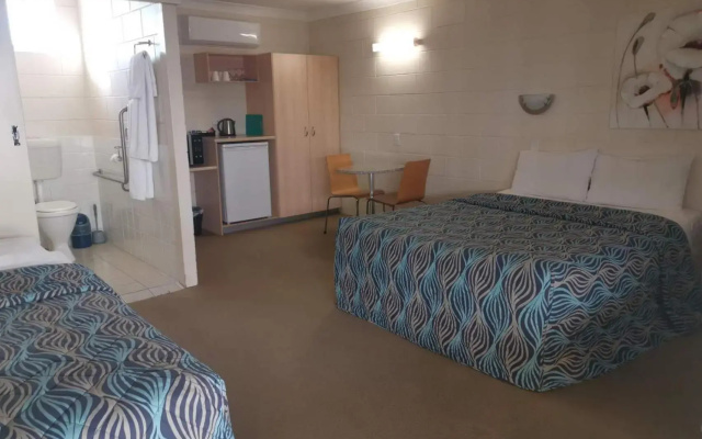 Nambour Lodge Motel