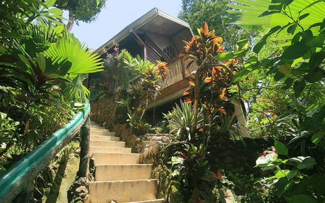 Makulay Lodge and Villas