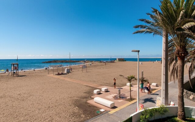 Beachfront Apart Las Burras Mra 02