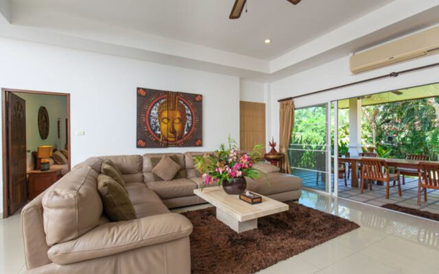 La Romanee Infinity Villa by Jetta