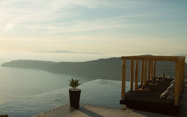 Galaxy Suites & Villas