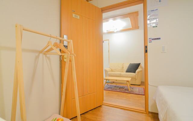Season Helloworld House - Hostel