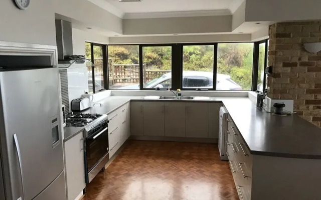 Ocean View 180