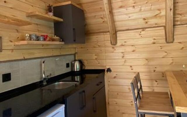 Valent Suit Bungalov