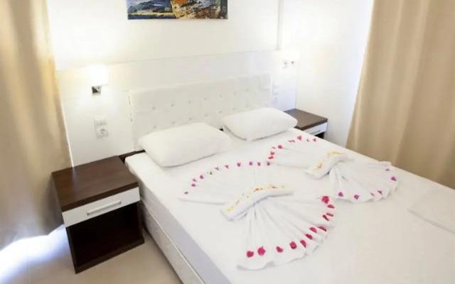 Side Suite Hotel