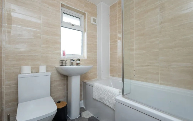 6 Guests - Pet Friendly - 10min Leeds City Centre