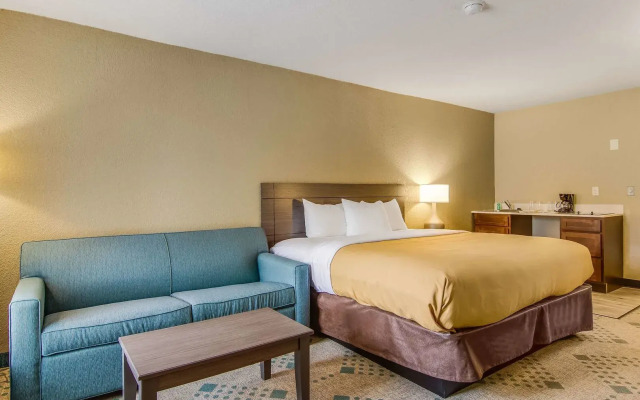 Suburban Studios Hotel Kingsland Near I-95