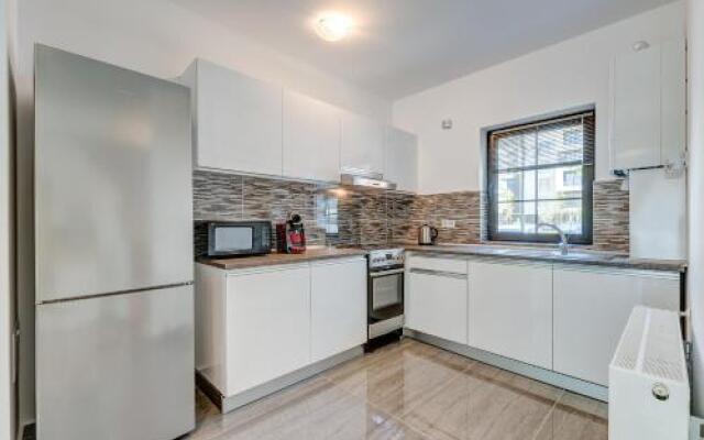 Bucharest Airport Suites & Villas