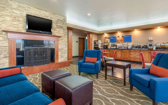 Comfort Inn And Suites