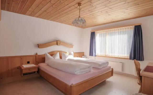 Ferienwohnung Chasa Plajet 8B