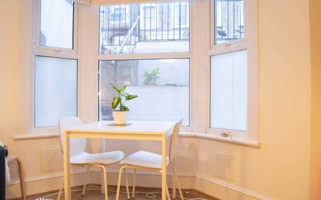 Charming 1 Bedroom Flat With Patio In Hackney