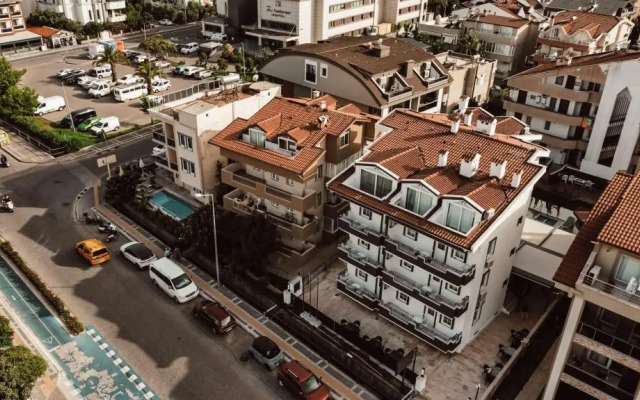 Ulas Apart Otel