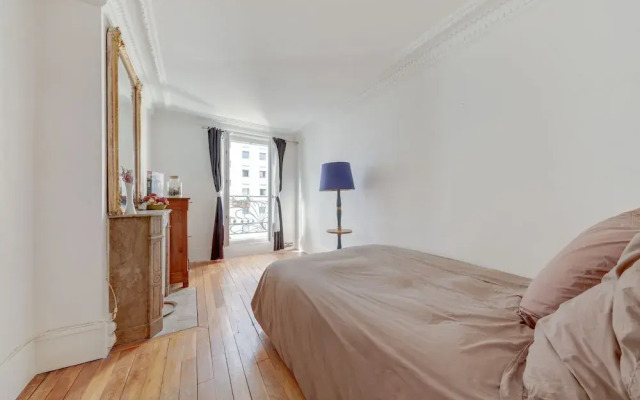 6 people apartment for family and