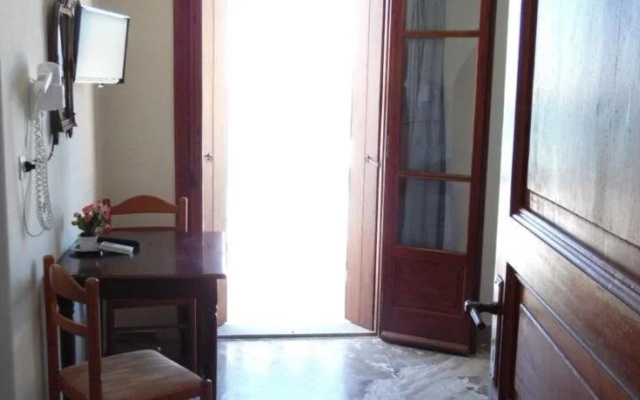 Villa Apostolis