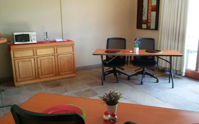 Abafazi Guest House