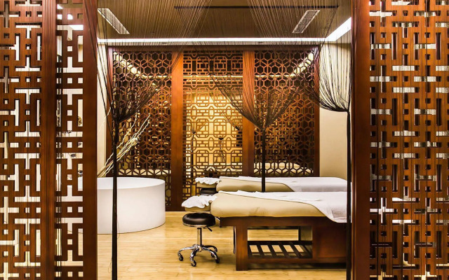 Fragrant Hill Empark Hotel