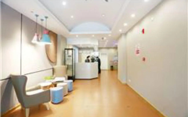 Jun Hotel Jiangxi Ganzhou Yudu County Hongqi Avenue