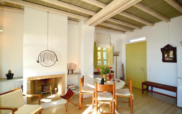 Cycladic Fos - Entire 2BR villa w/ SeaView