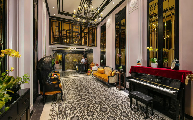 Lavender Central Hotel & Spa