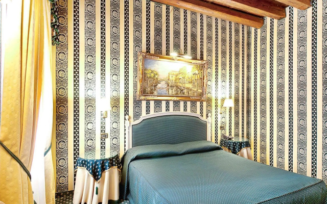 Relais Piazza San Marco