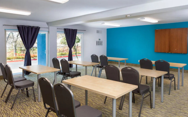 The Highlander Hotel