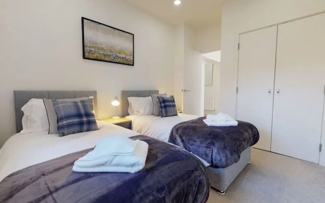 Luxury Apartment - Town Centre North Stevenage