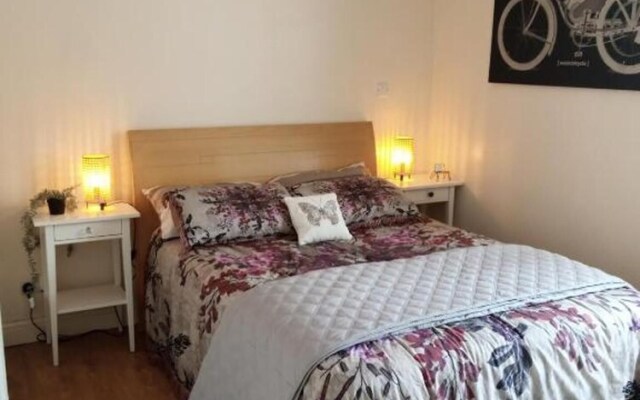 Charming 2-bed Apartment in Birmingham