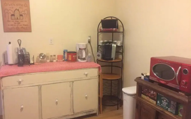 Fishhook Sunrise Bed and Breakfast