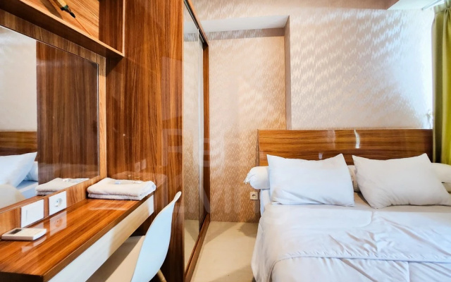 RedLiving Apartemen Grand Kamala Lagoon by owner room – Guest Rooms – Bekasi