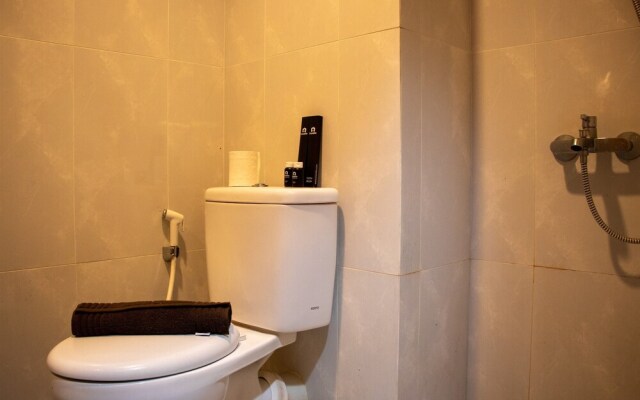 Modern And Classic 1Br At Evenciio Apartment