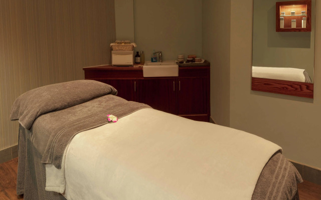 The Cambridge Belfry Hotel